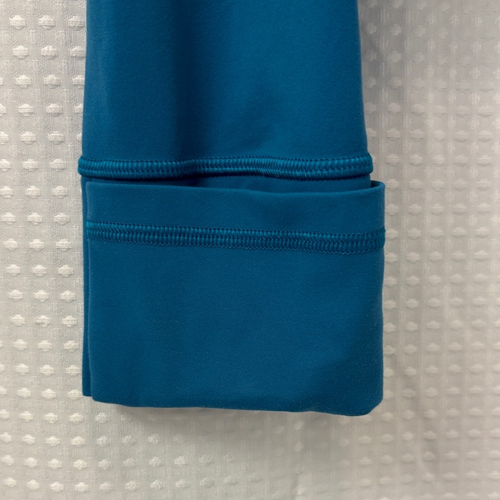 Lululemon Define Cropped Nulu Jacket ~ 12 ~ Hawaiian Blue - Picture 3 of 11